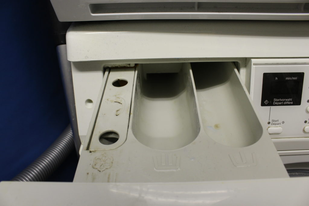 Reinigung verschmutzte Waschmaschine Waschmaschinen